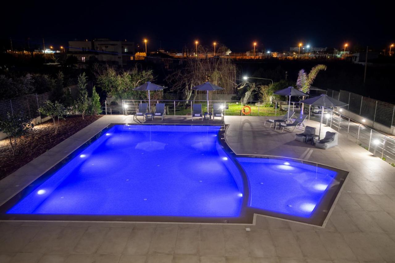 Destino Luxury Apts Rethymno Exteriör bild
